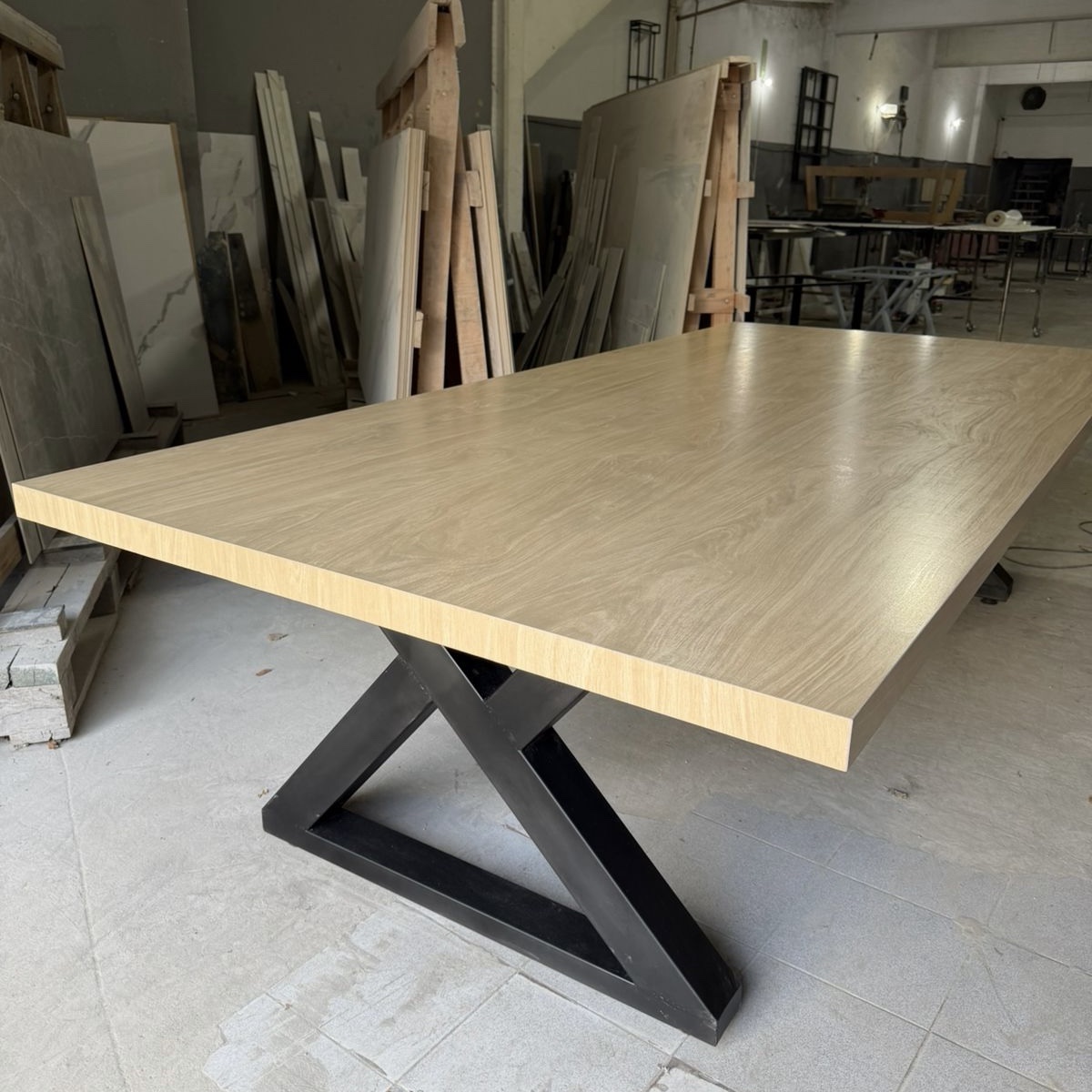 Mesa de comedor Timber - Image 4