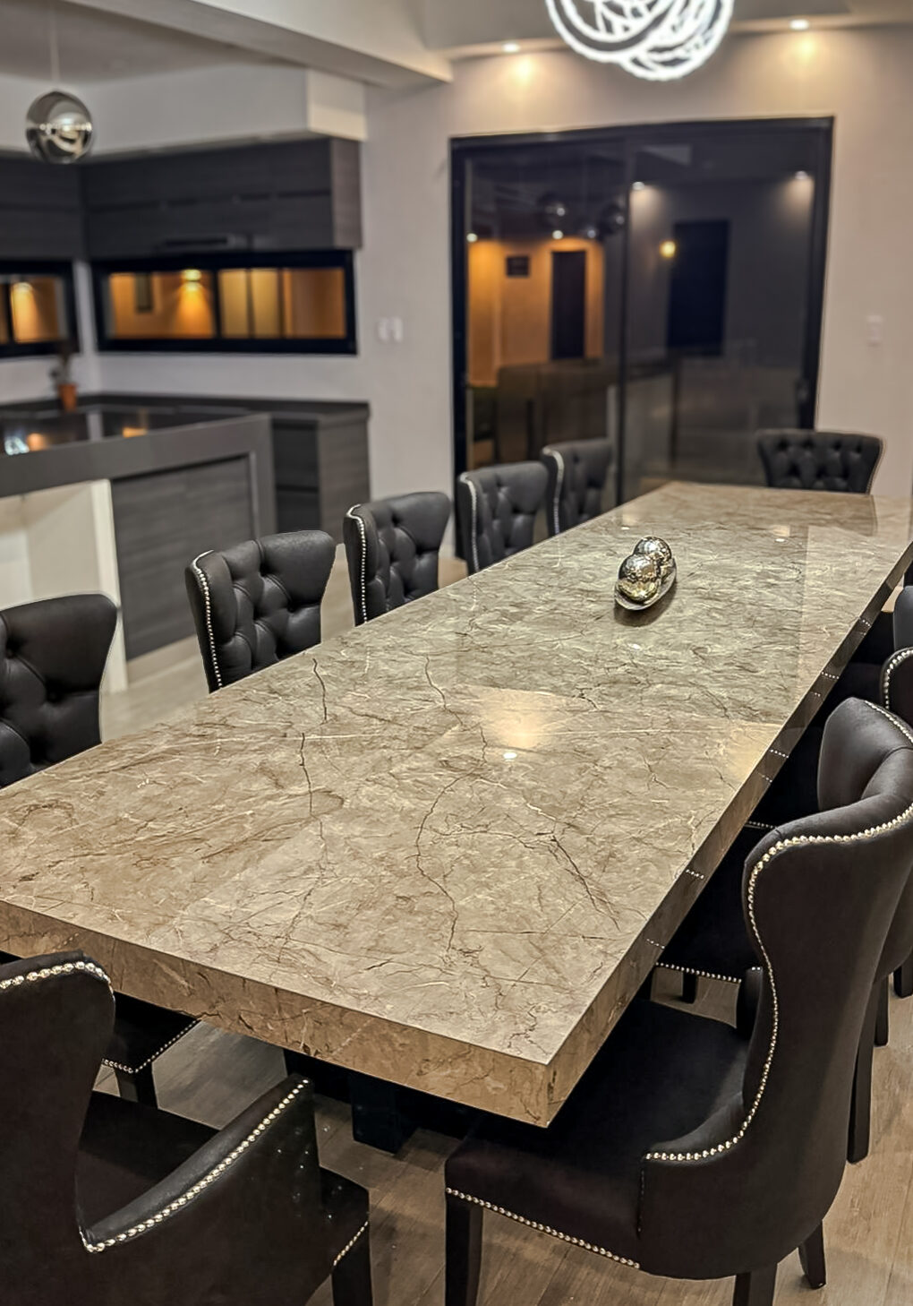 PORCELANATO MONALISA + HIERRO